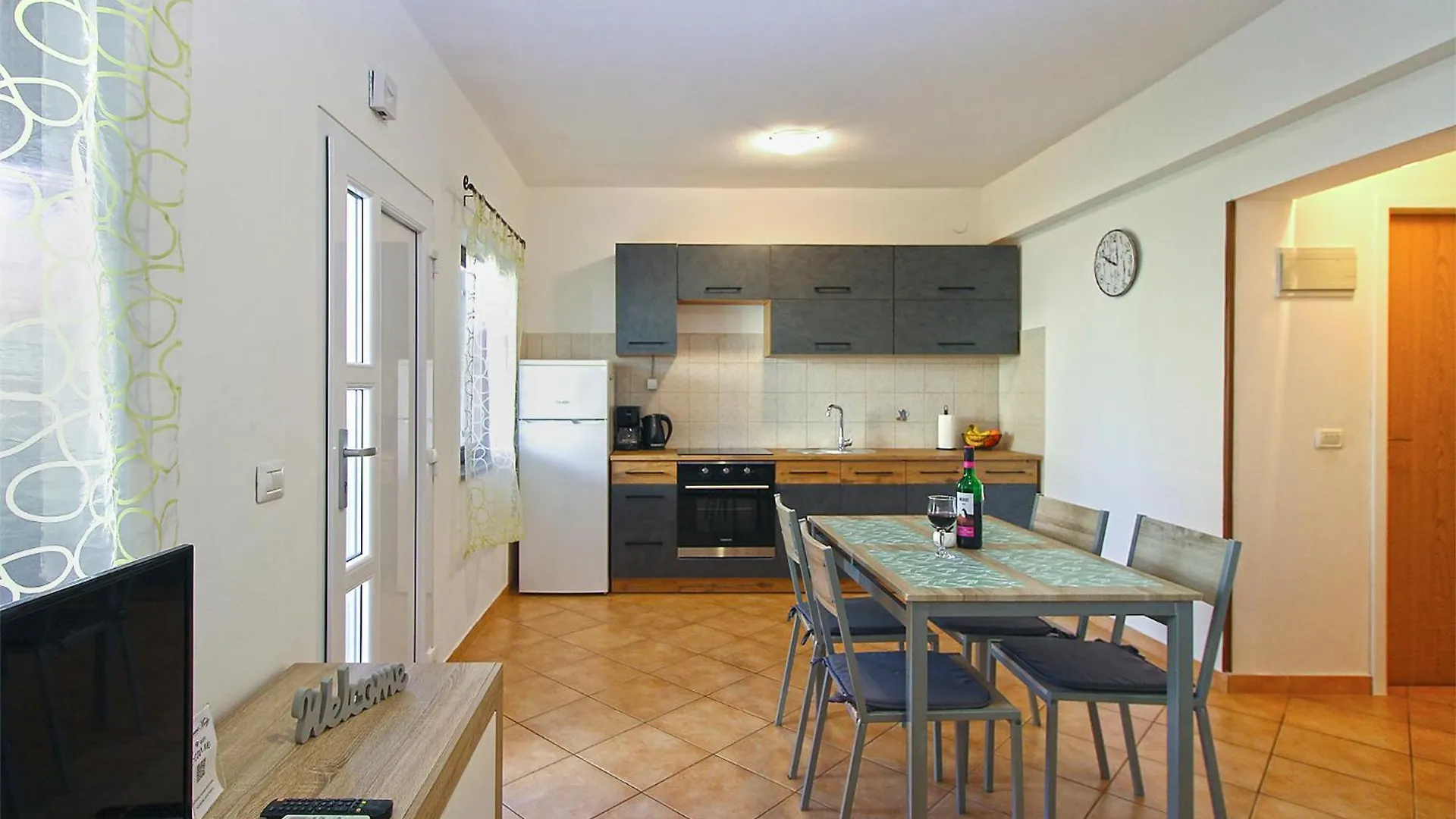Apartments Stanko 1468 Fazana